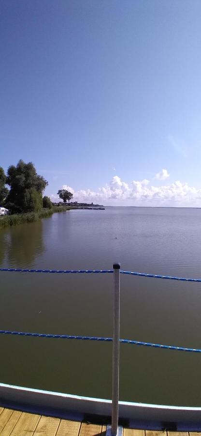 Houseboat Arka 1 - Domki Na Wodzie, Rower Wodny, Wifi, Parking Mielno  Bagian luar foto