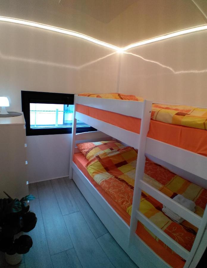 Houseboat Arka 1 - Domki Na Wodzie, Rower Wodny, Wifi, Parking Mielno  Bagian luar foto