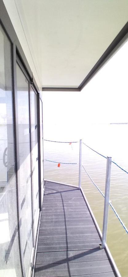 Houseboat Arka 1 - Domki Na Wodzie, Rower Wodny, Wifi, Parking Mielno  Bagian luar foto