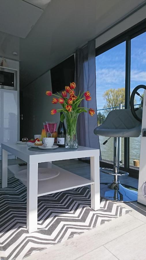 Houseboat Arka 1 - Domki Na Wodzie, Rower Wodny, Wifi, Parking Mielno  Bagian luar foto