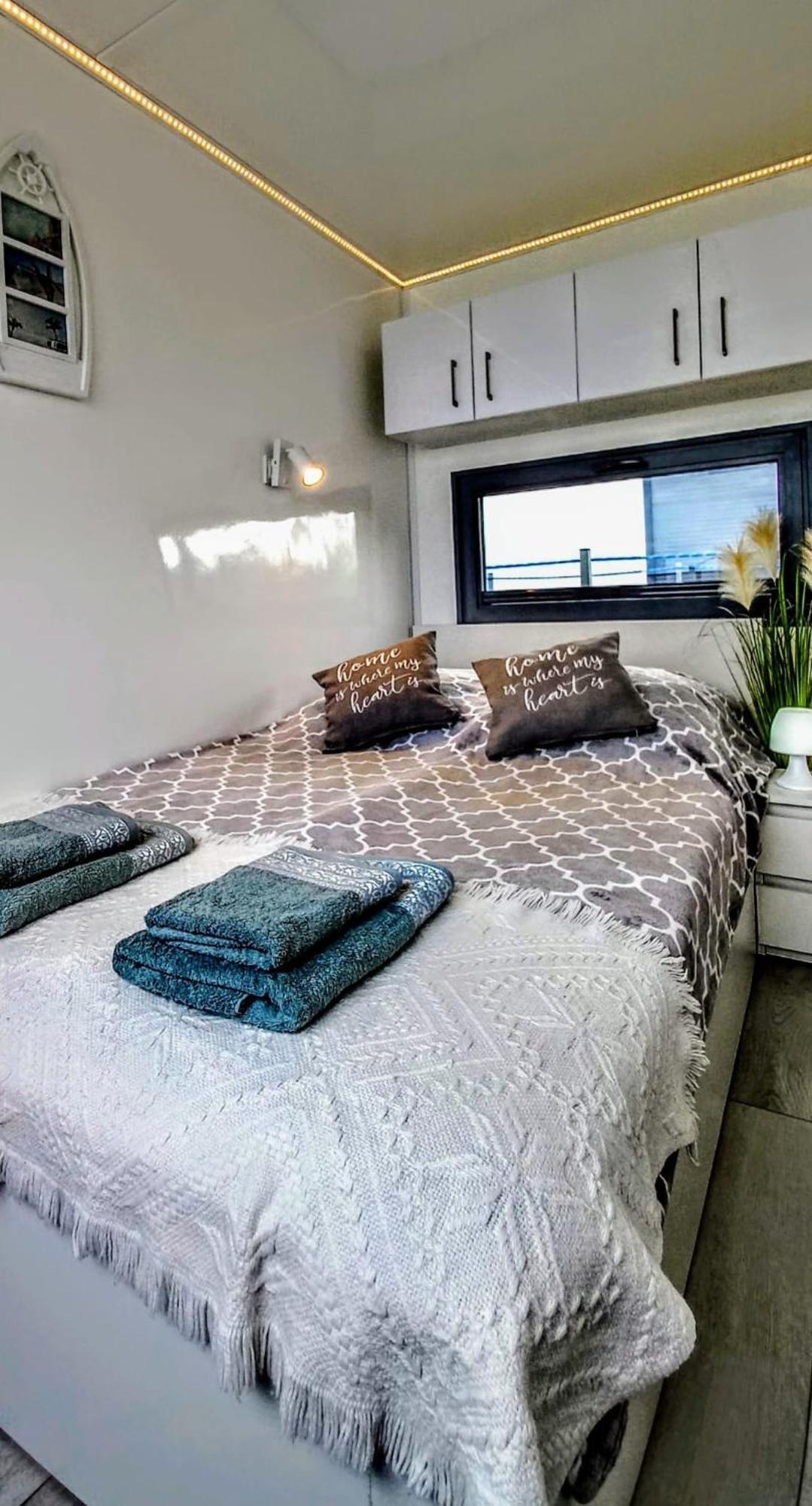 Houseboat Arka 1 - Domki Na Wodzie, Rower Wodny, Wifi, Parking Mielno  Bagian luar foto